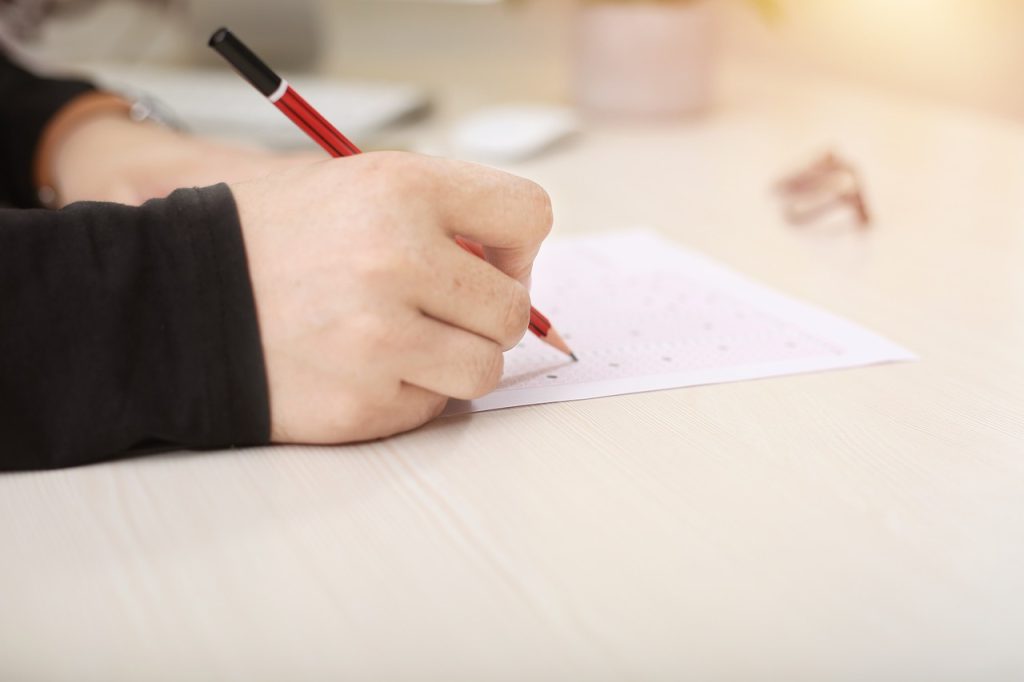 CBSE announces key changes for 2025 board exams: revised exam schedule, updated format, increased internal assessment weightage, and special provisions for athletes.