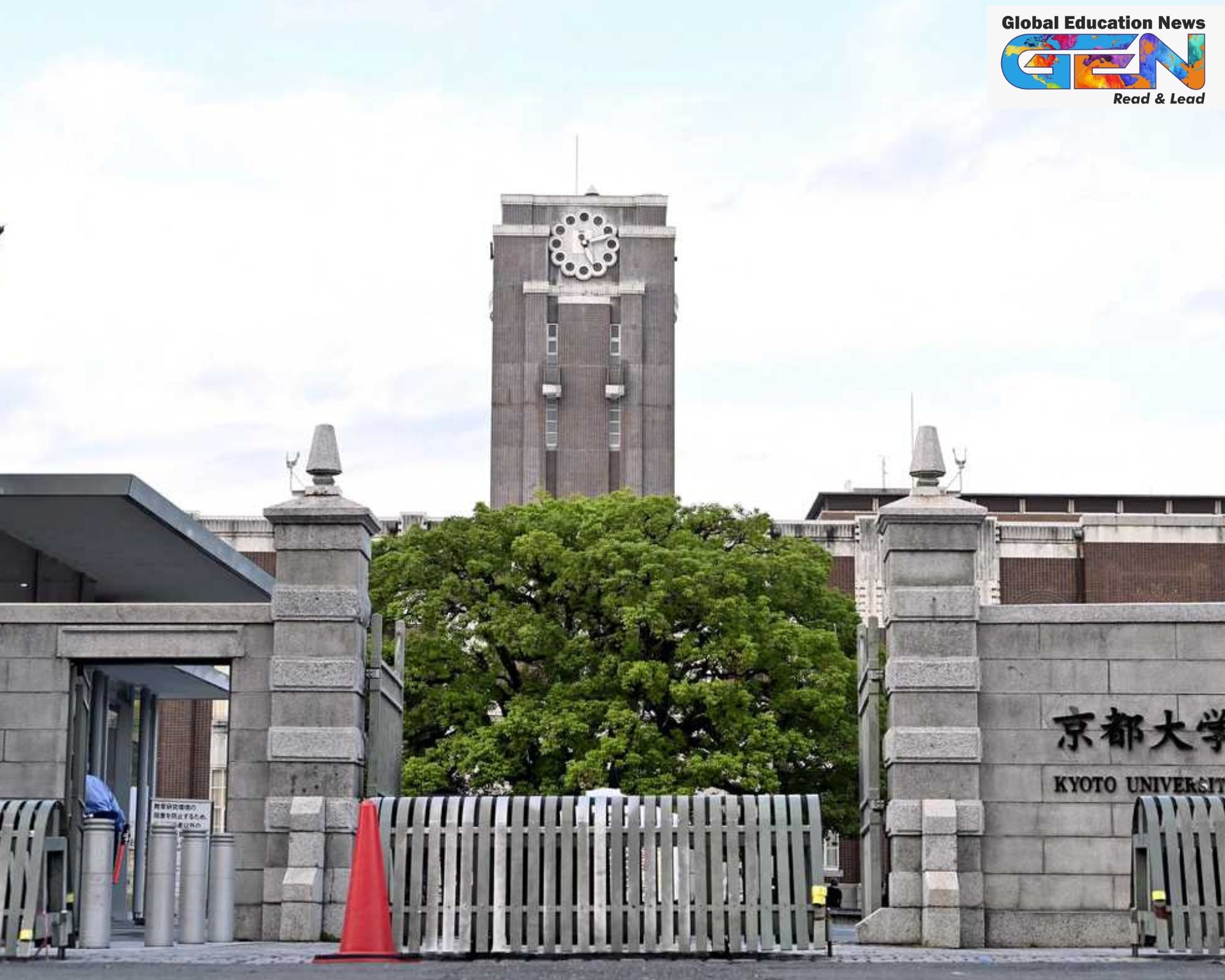 Japan universities 2025, U.S. Harvard enrollment ban, international student support, University of Tokyo admissions, MEXT scholarship, study abroad Japan, Japanese education, student visa Japan, academic opportunities, global higher education