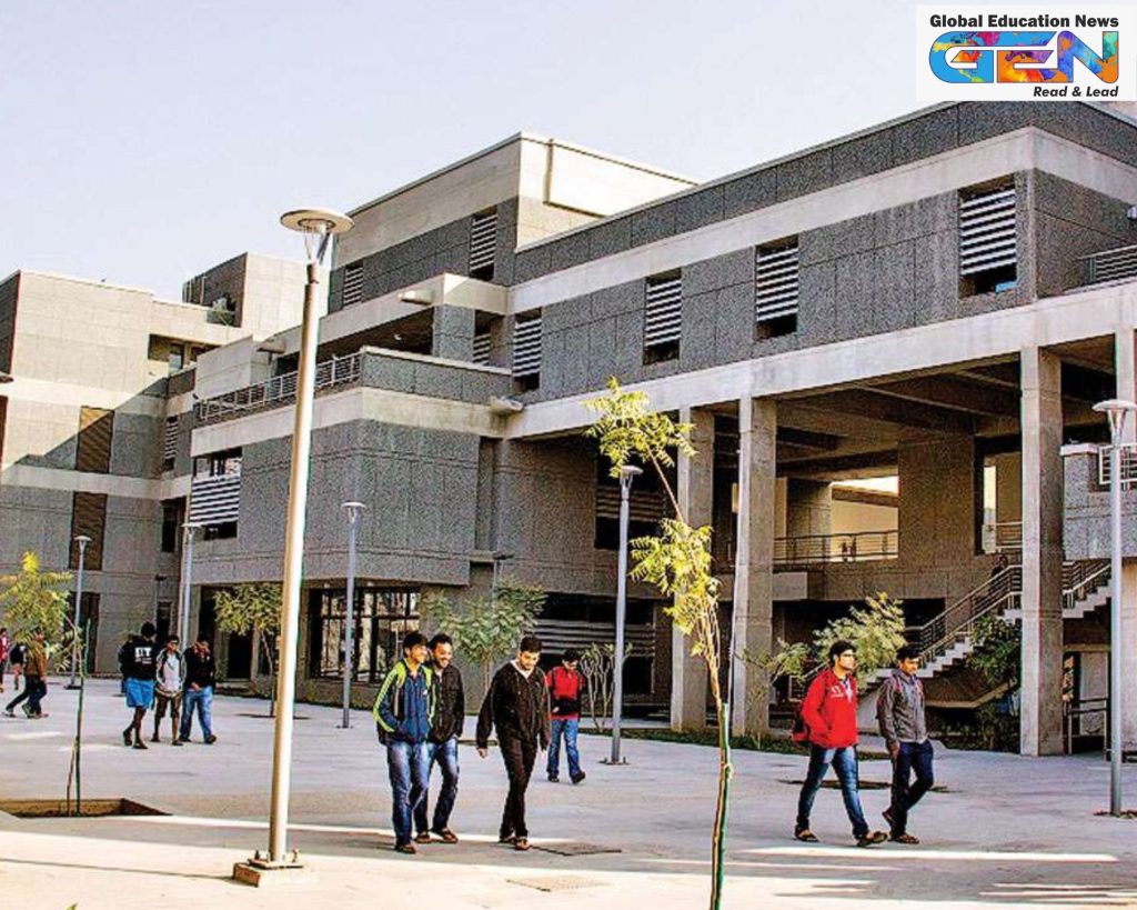 IIT Gandhinagar e-Masters, Data Science for Decision Making, DSDM 2025, online data science degree, AI and analytics, no GATE required, JEE Main 2025, NEP 2020, data science career, upskilling professionals