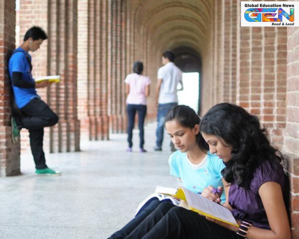 Delhi University 4-year program, NEP 2020 UG courses, FYUP 2025, DU admissions 2025, honours with research degree, 3-year degree exit, DU curriculum changes, student flexibility, Delhi University VC, education reform India