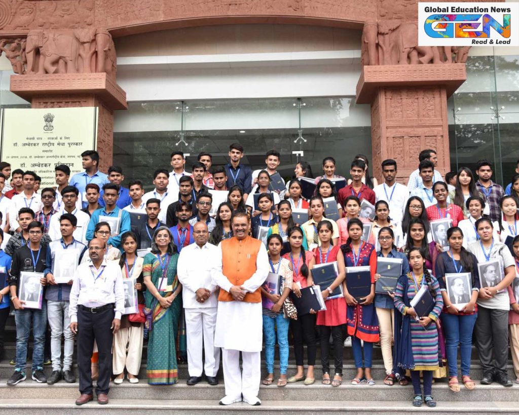Dr Ambedkar National Merit Awards 2025, SC/ST student scholarships, cash prizes for toppers, Ministry of Social Justice and Empowerment, academic excellence India, Dr B.R. Ambedkar vision, Class 10 and 12 awards, NEP 2020, education news