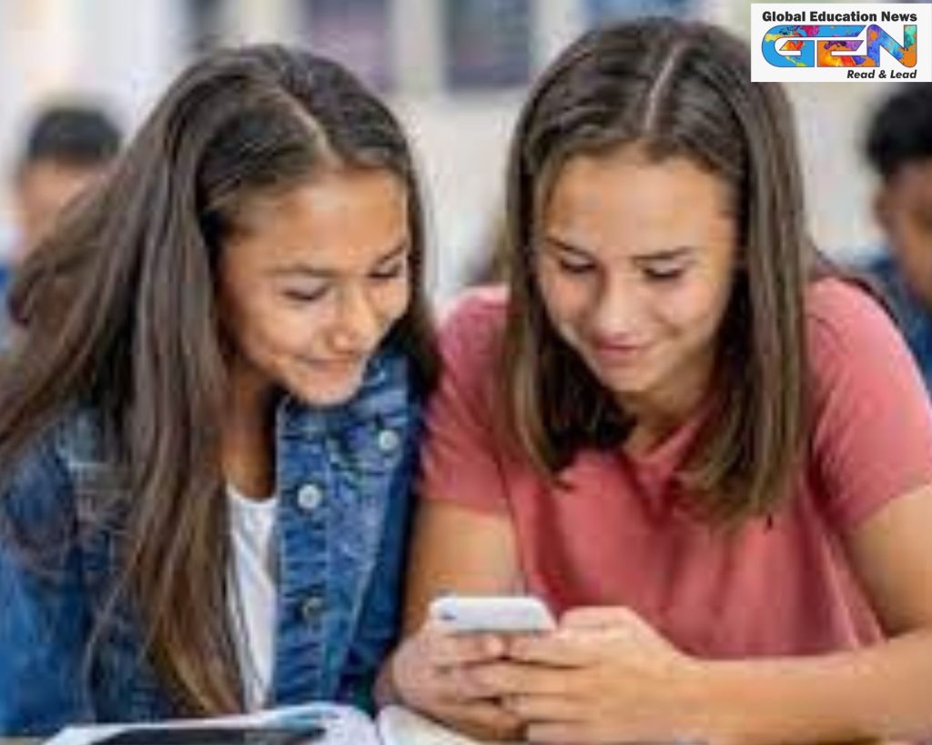 Chilean school phone ban, Lo Barnechea Bicentenario digital detox, smartphone ban schools, student mental health benefits, TikTok Instagram restrictions, Chile education bill, youth screen time reduction, cell phone jammer education, South America phone policies, adolescent wellbeing schools, education news, NEP 2020