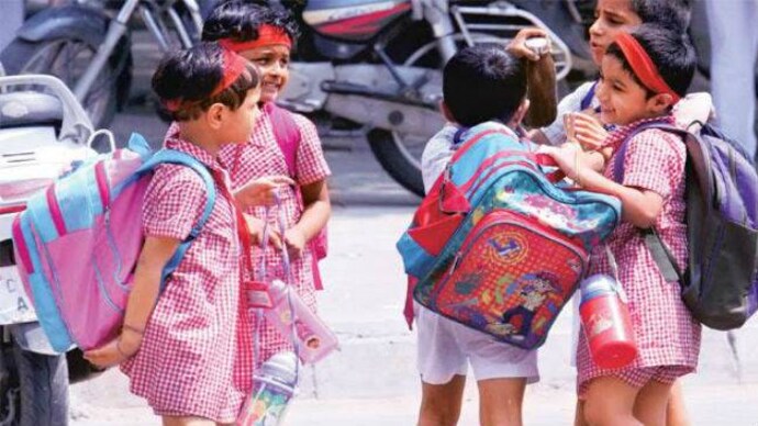 Maharashtra primary schools enrolment, 1.45 crore students Maharashtra schools, Maharashtra Economic Survey education data, Maharashtra school education statistics, MSHSBSE school data, Maharashtra education infrastructure