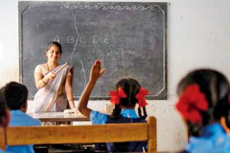 Karnataka TET Kannada option, Maharashtra TET Kannada language, Kannada medium teachers Maharashtra, TET exam language issue India, linguistic minority education rights, TET 2026 latest news, Karnataka Maharashtra education issue, Kannada teachers eligibility test, TET exam language options India, education policy news 2026